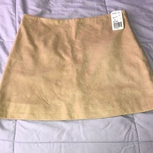 Forever 21 Caramel Short Skirt Size M